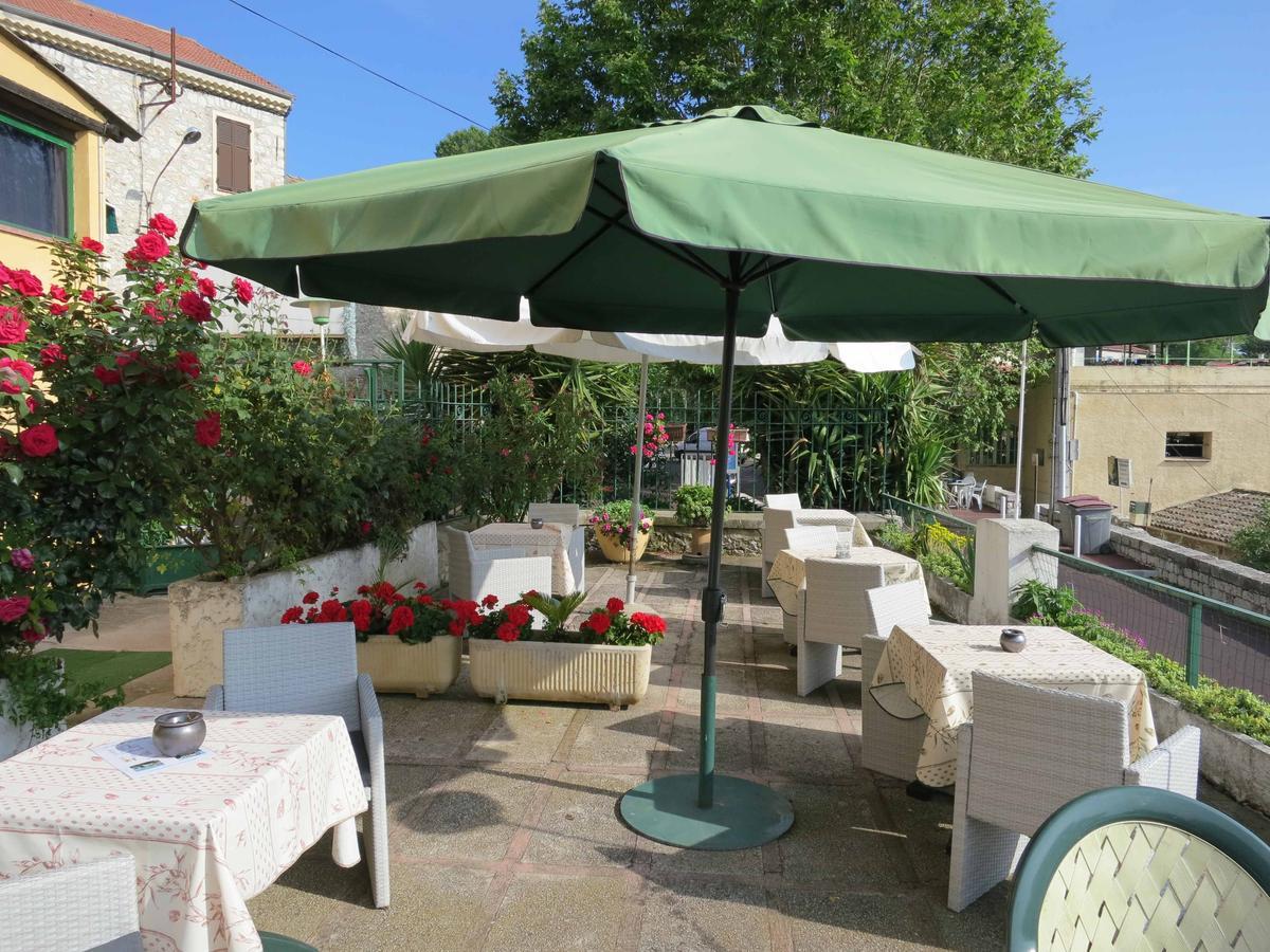Hostellerie Aspremont Esterno foto
